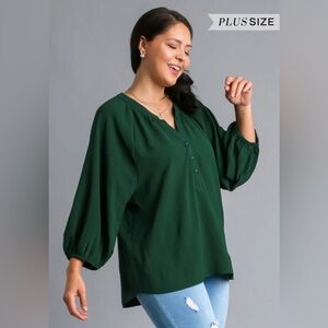 ✨ Umgee Notched Neckline Raglan Sleeve High Low Hem Blouse in hunter green
